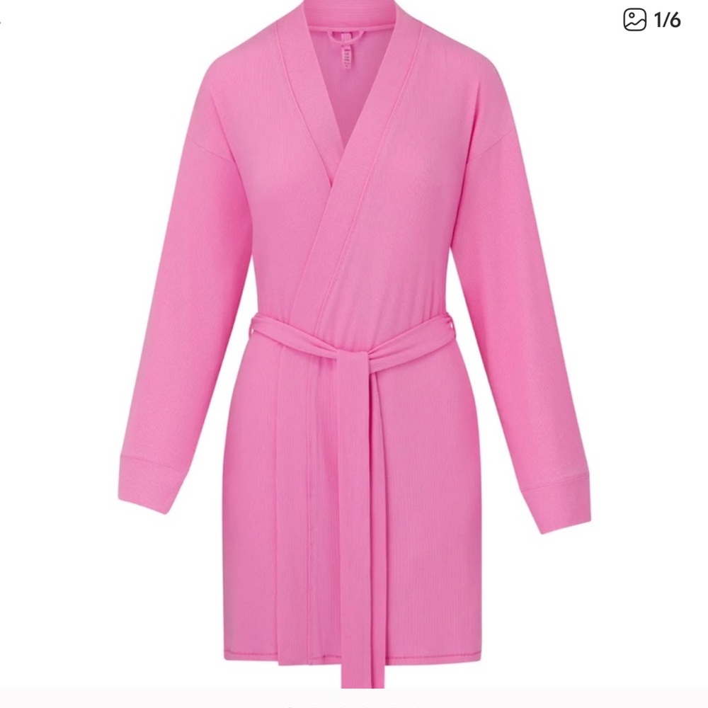 Skims pink robe XS - Picture 1 of 5